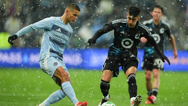 Dejan Joveljic (left), Getty Images Dejan Joveljic (left)