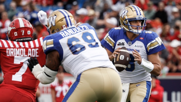 Zach Collaros, Folarin Orimolade