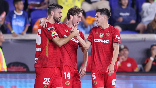 Toluca FC Celebrates