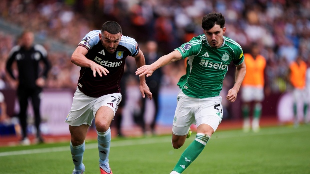 John McGinn, left, Tino Livramento,