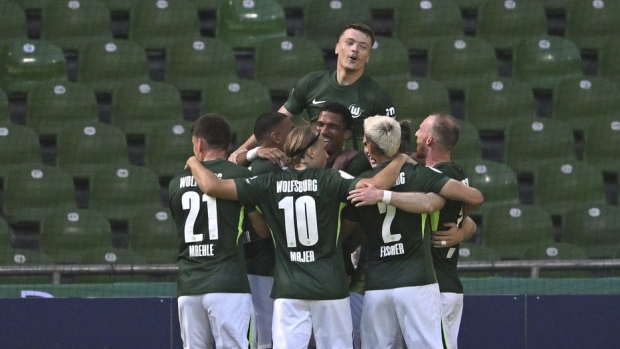 Wolfsburg celebrates